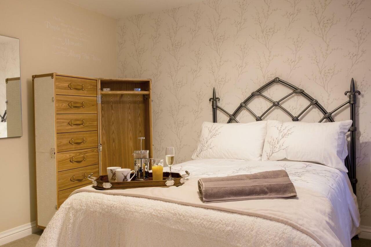 Thrush Nest Cottages - Wren Cottage Sleeps 4, 2 Bedrooms & Stable Cottage Sleeps 2, 1 Bedroom ยอร์ค ภายนอก รูปภาพ