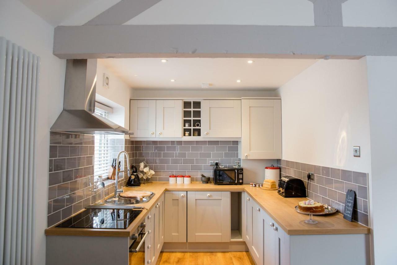 Thrush Nest Cottages - Wren Cottage Sleeps 4, 2 Bedrooms & Stable Cottage Sleeps 2, 1 Bedroom ยอร์ค ภายนอก รูปภาพ
