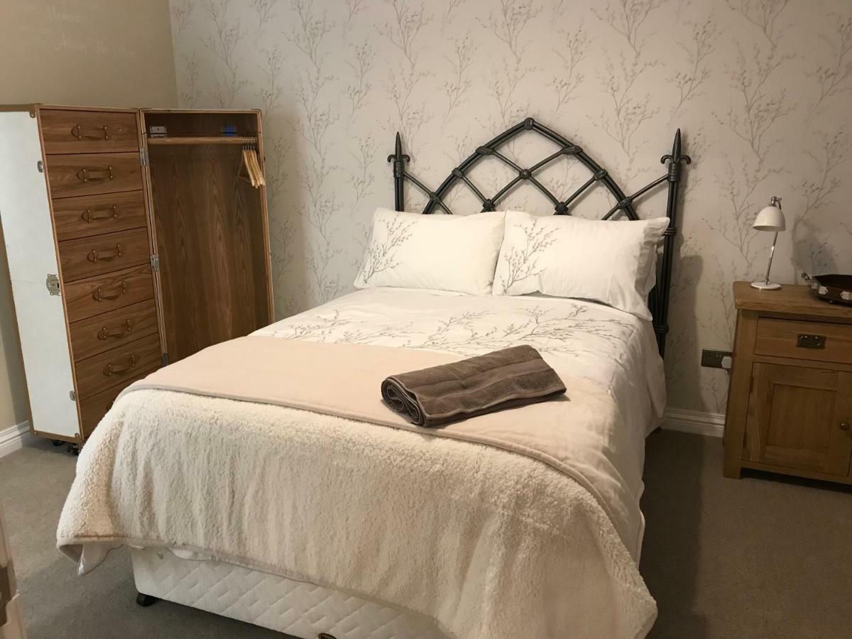 Thrush Nest Cottages - Wren Cottage Sleeps 4, 2 Bedrooms & Stable Cottage Sleeps 2, 1 Bedroom ยอร์ค ภายนอก รูปภาพ
